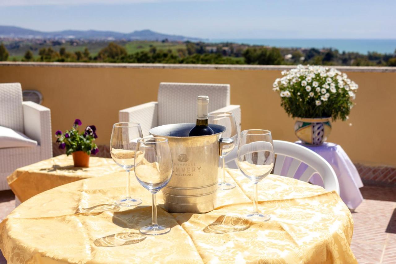B&B Pirandello - Residence Villa Margherita Αγκριτζέντο Εξωτερικό φωτογραφία