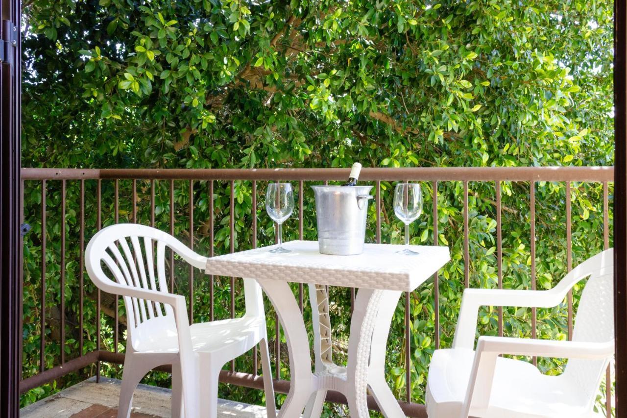B&B Pirandello - Residence Villa Margherita Αγκριτζέντο Εξωτερικό φωτογραφία