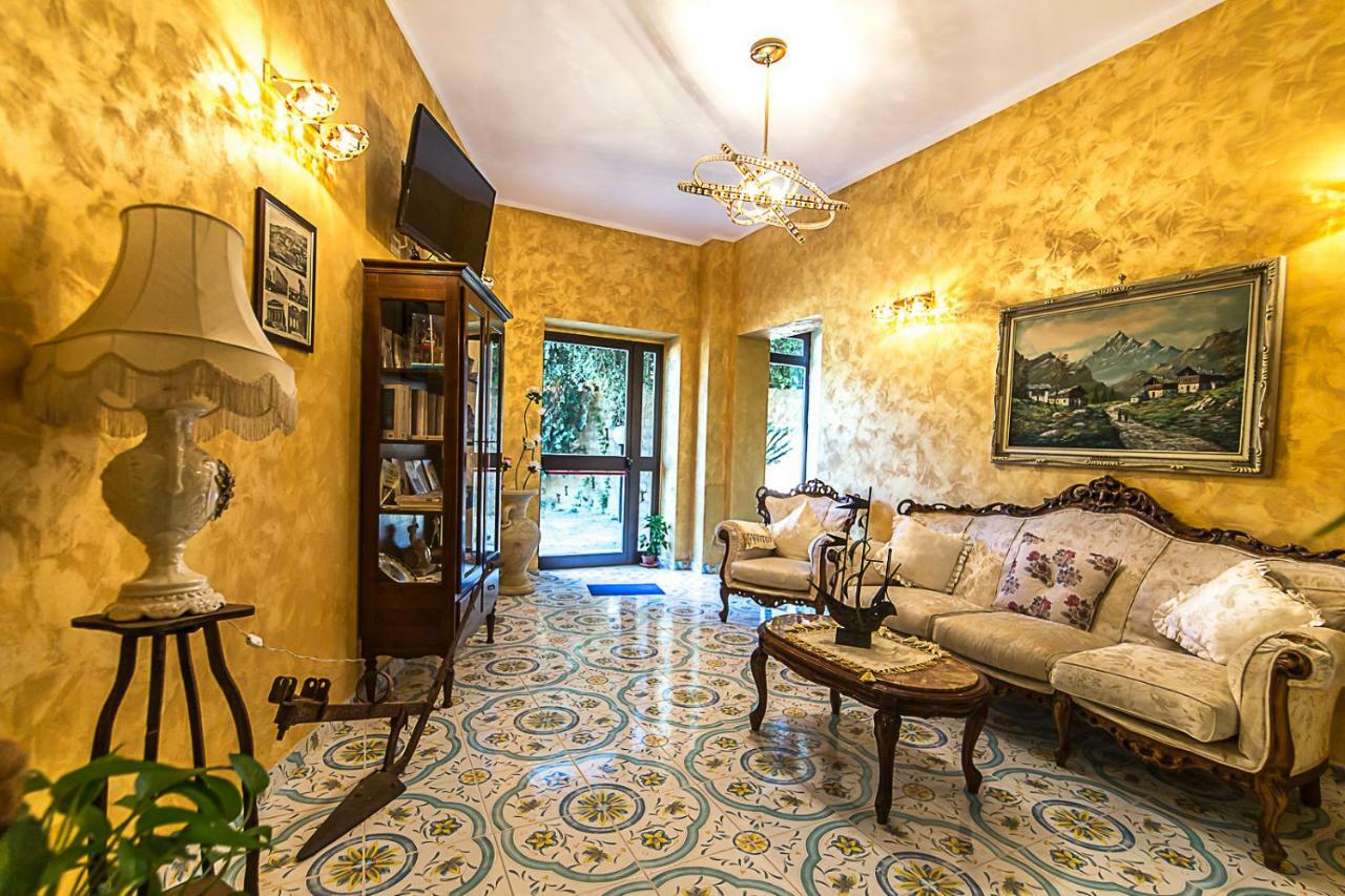 B&B Pirandello - Residence Villa Margherita Αγκριτζέντο Εξωτερικό φωτογραφία